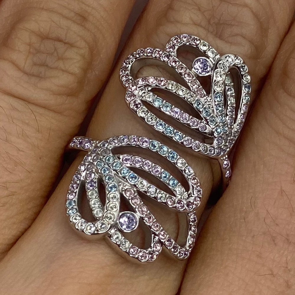 Beautiful Ring - image 6